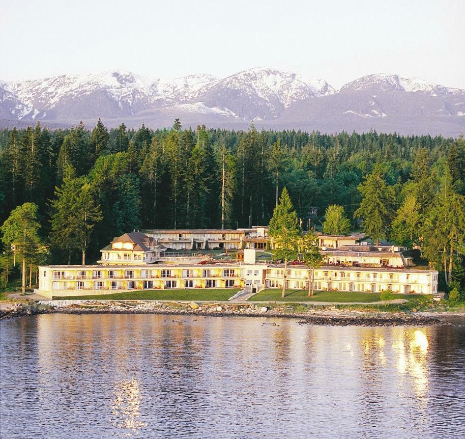 Kingfisher Pacific Resort & Spa 코트니 외부 사진